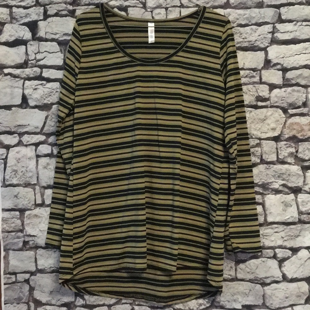 Lularoe Lynnae Large